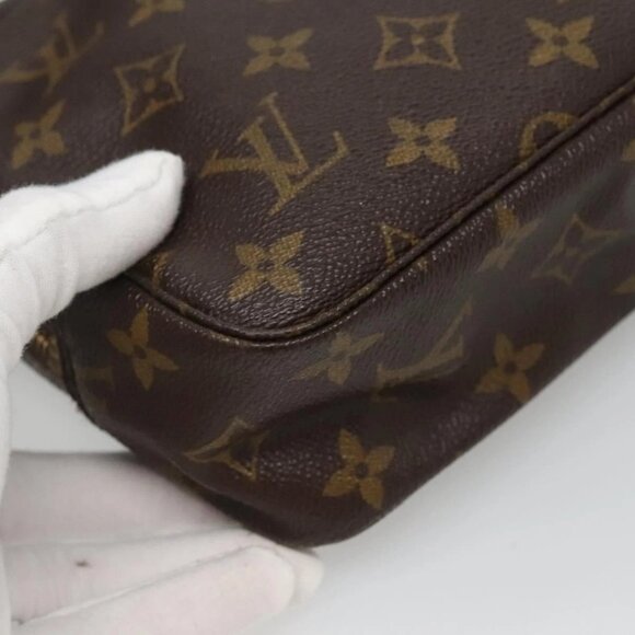 LOUIS VUITTON Monogram Trousse Toilette 23 Clutch Bag M47524 LV Auth 128421 - Picture 3 of 16